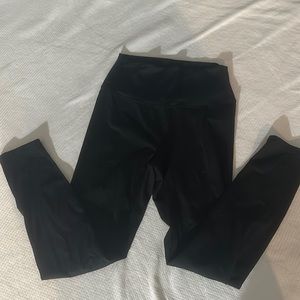 Black 25in Size 6 Lulu align leggings
